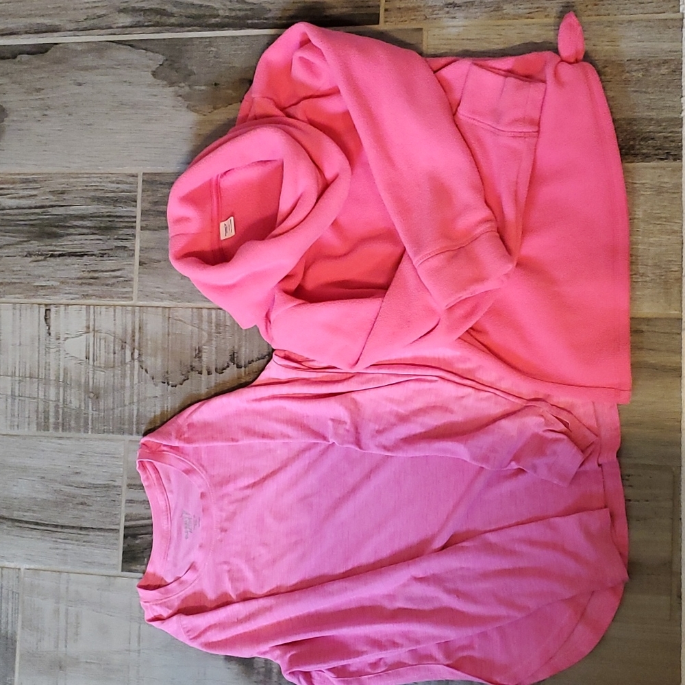 Old Navy Active shirts